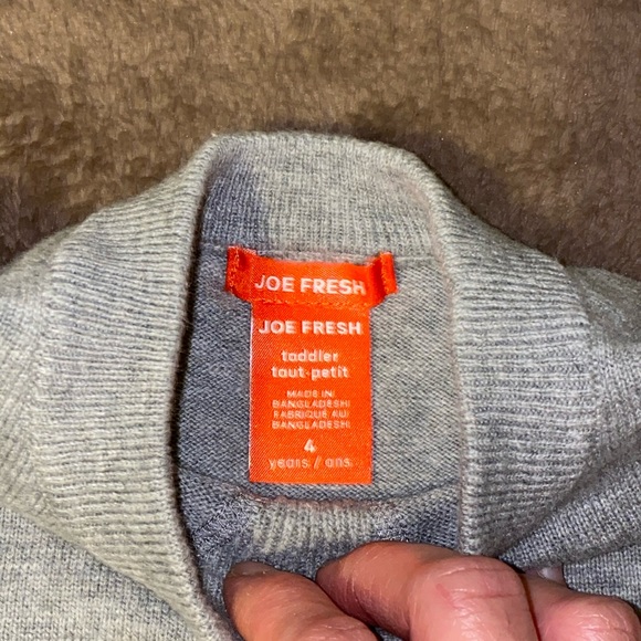 Joe Fresh Sweater - Picture 2 of 4